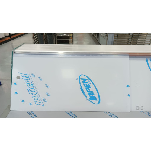 Puertas correderas traseras vitrina VEC150