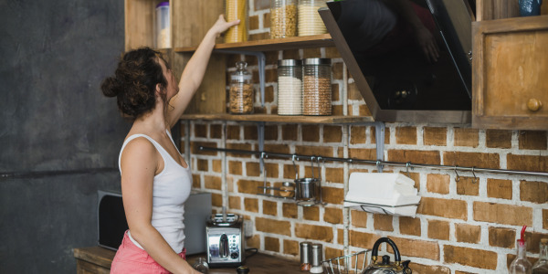 Cómo elegir la campana extractora perfecta para tu cocina profesional